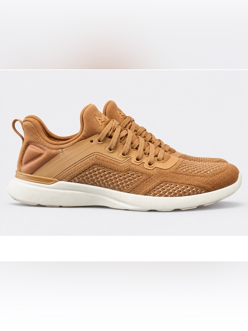 APL TechLoom Tracer Sneakers Lululemon Women’s 7.5 Athleisure Tan